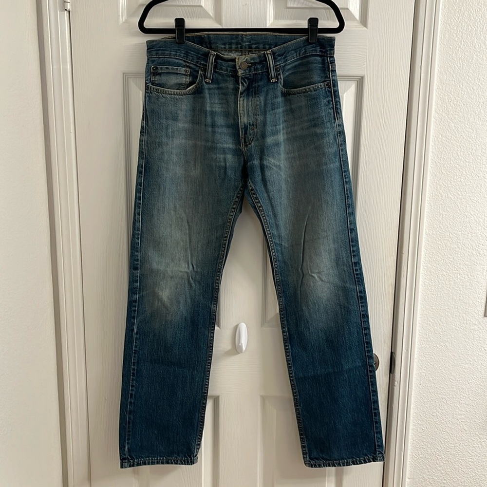 Levi’s 514 Jeans. 32 x 32